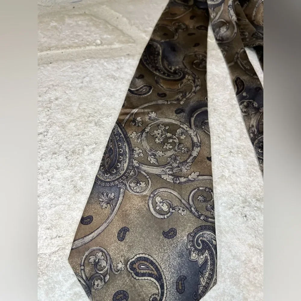 Henry Grethel khaki grey blue paisley %100 silk tie